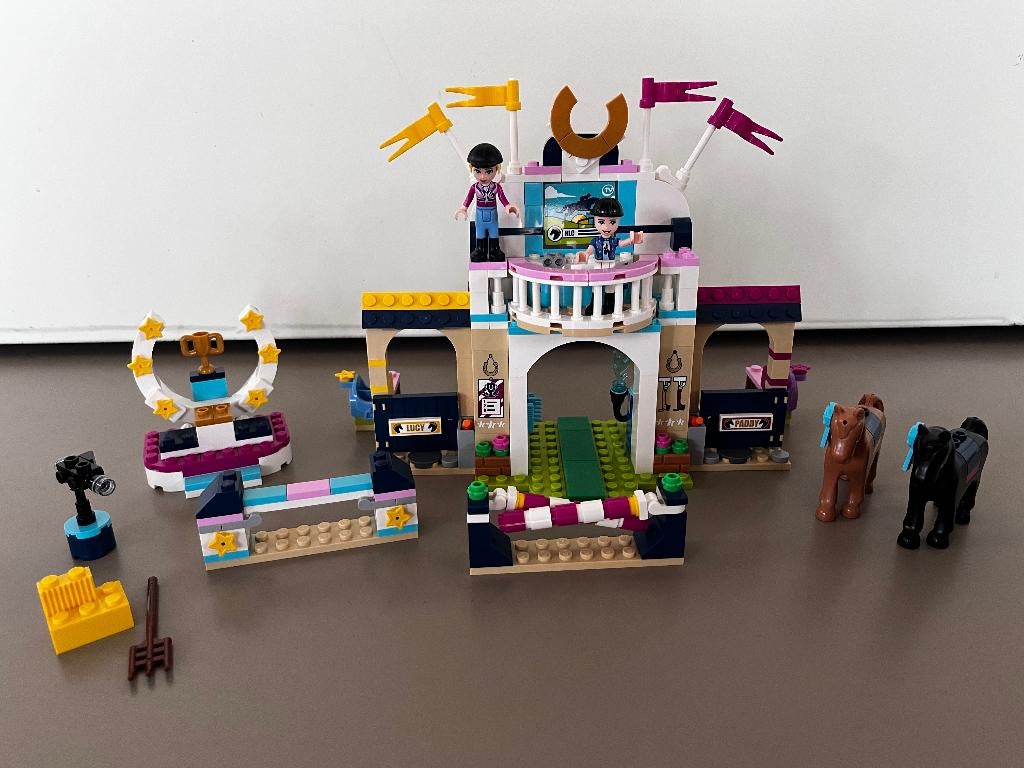 Lego Friends 41367 Stephanie's Paardenconcours, Lego, Friends, Ophalen of Verzenden, Zo goed als nieuw