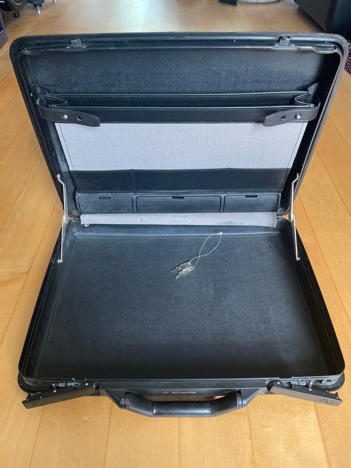 Samsonite attaché koffer Aktetas - Zwart, Hard Kunststof, Gebruikt, 50 tot 60 cm, Hard kunststof, Slot