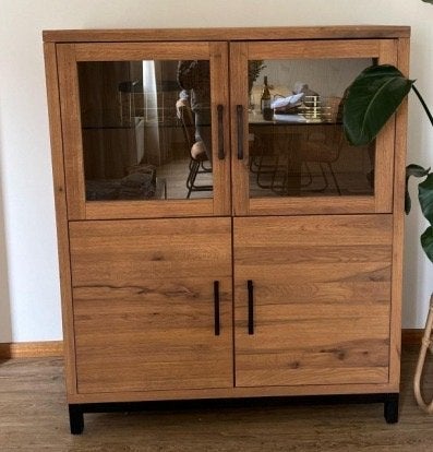 Eikenhouten vitrinekast met glazen en dichte deuren, Huis en Inrichting, Ophalen, Zo goed als nieuw