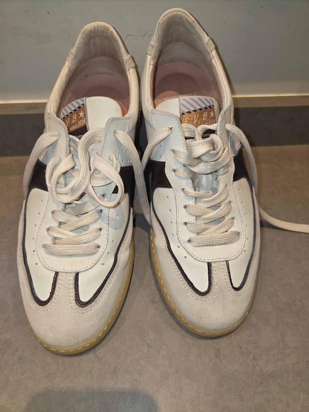 Floris van Bommel dames sneakers maat 38, Kleding | Dames, Schoenen, Wit, Floris van Bommel, Ophalen of Verzenden, Sneakers of Gympen