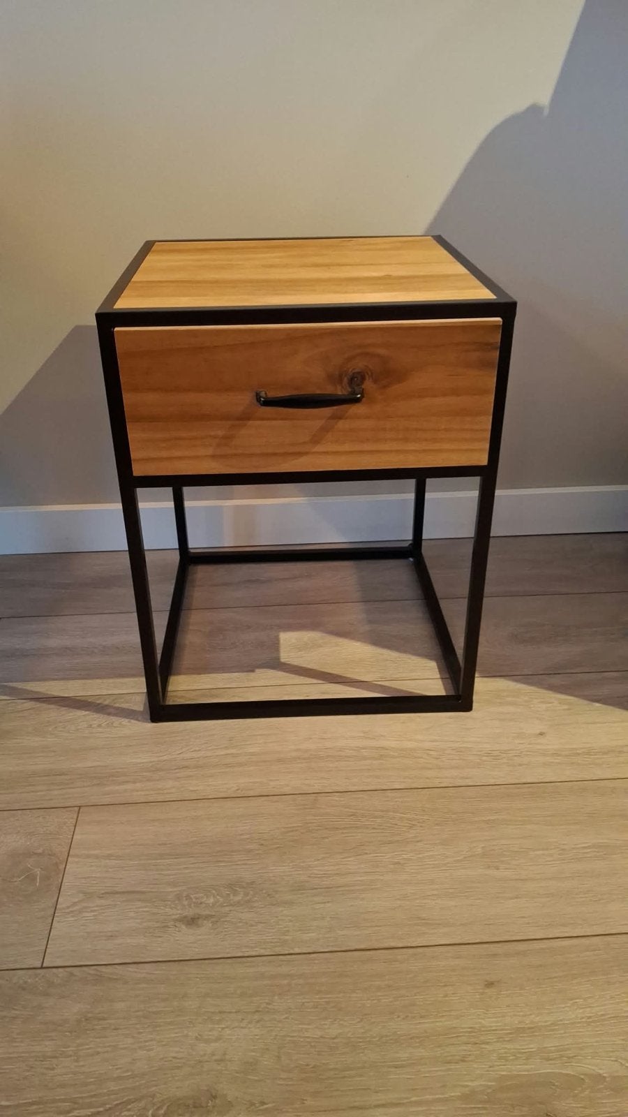 Nachtkastje Xenos - Charlie met lade - 50x40x40 cm, Ophalen, Zo goed als nieuw, 45 tot 65 cm, Minder dan 55 cm