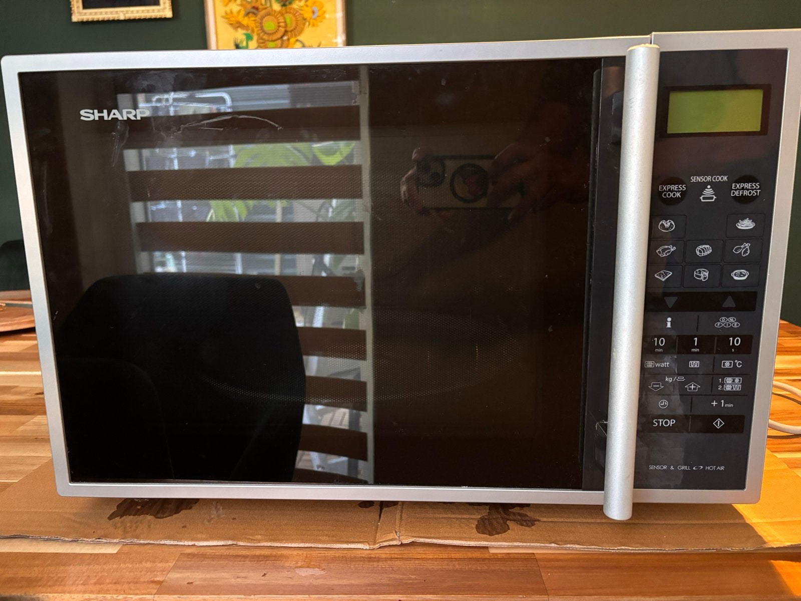 Sharp Combimagnetron met Grill en Hete Lucht, Witgoed en Apparatuur, Magnetrons, Gebruikt, Vrijstaand, Combimagnetron, 60 cm of meer