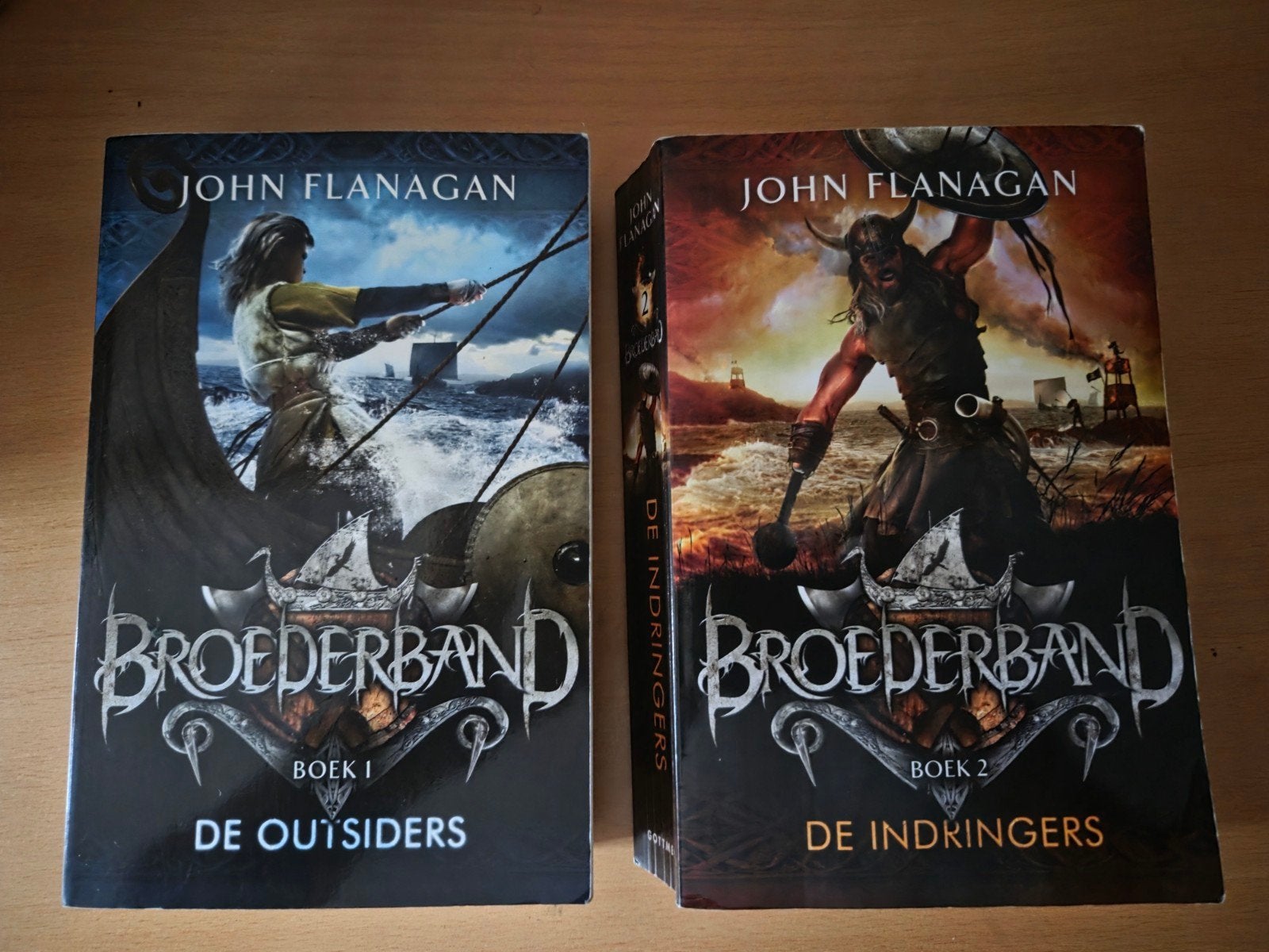 John Flanagan - De outsiders, Ophalen, Gelezen, John Flanagan