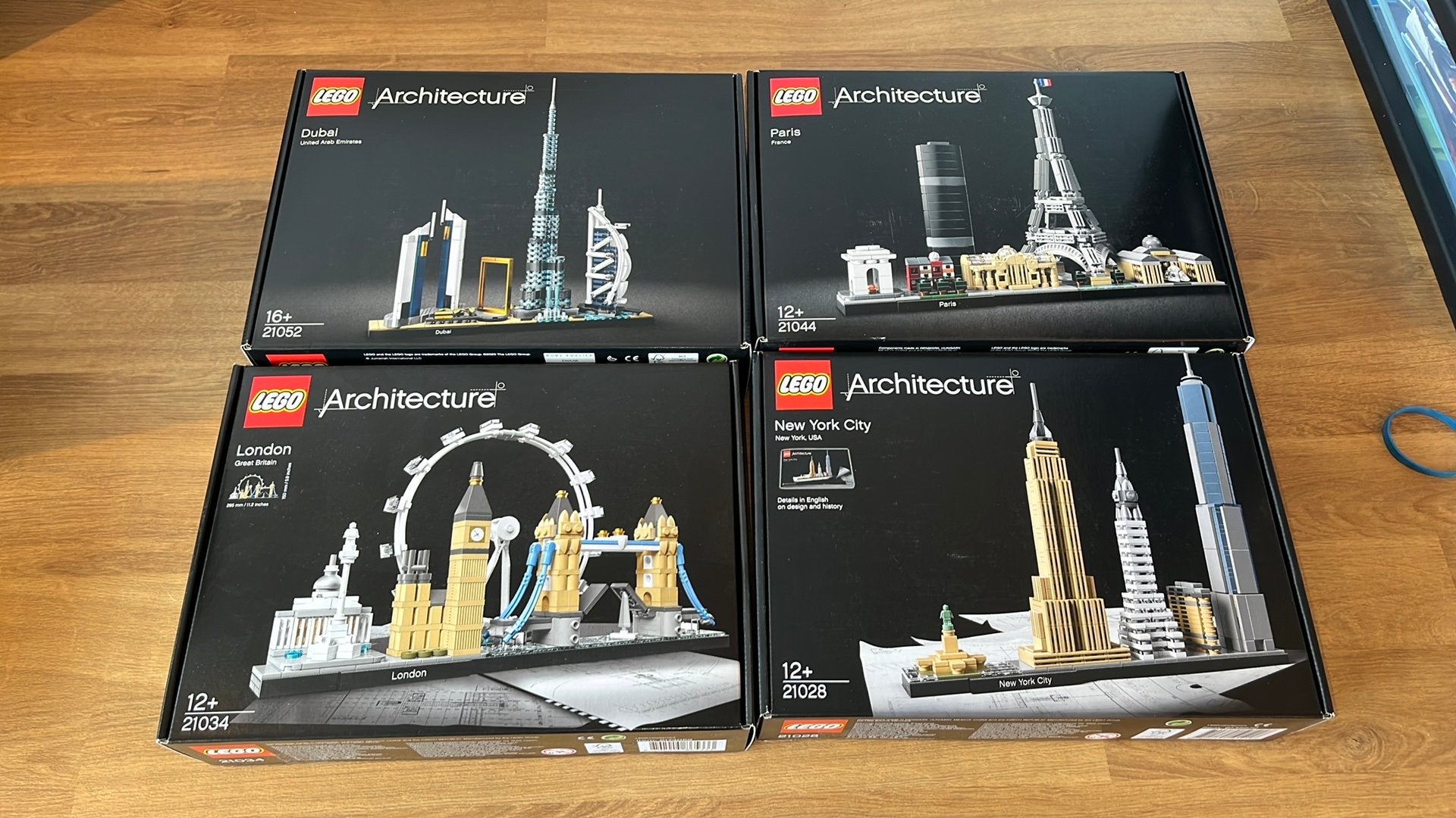 Lego architecture parijs dubai london new york city, Ophalen of Verzenden, Zo goed als nieuw