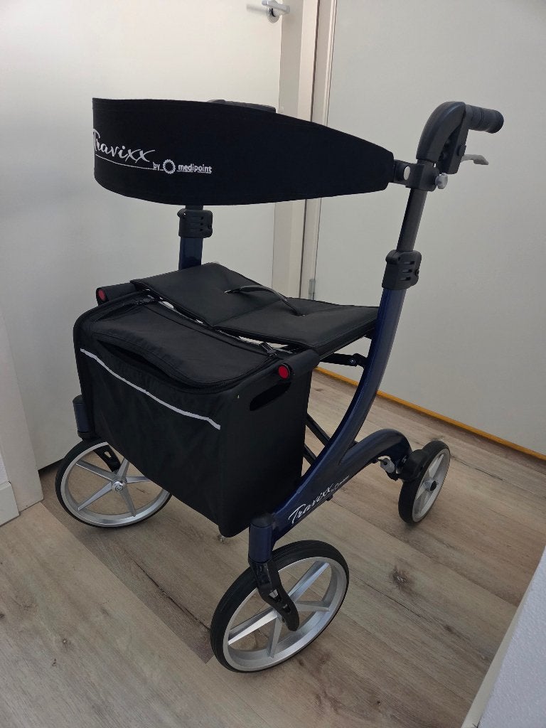 Lichtgewicht Rollator – Comfortabel, Wendbaar & Zeer Netjes!, Ophalen, Lichtgewicht, Gebruikt