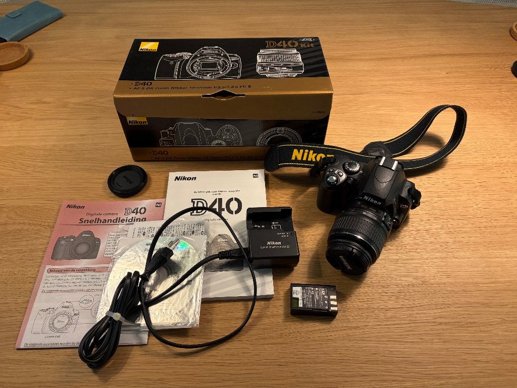 Nikon D40 complete set in nieuwstaat, Ingebouwde flitser, Spiegelreflex, Ophalen of Verzenden, Zo goed als nieuw