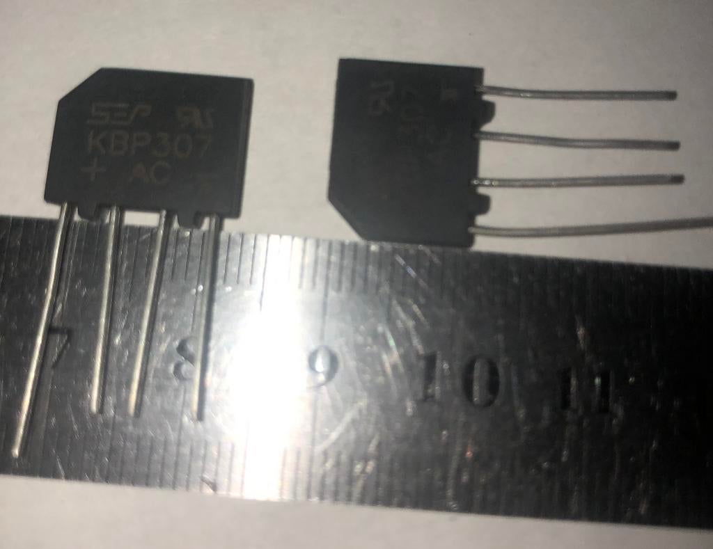 KBP307 brug gelijkrichter 3 Ampère 700 volt., Hobby en Vrije tijd, Ophalen of Verzenden, Nieuw