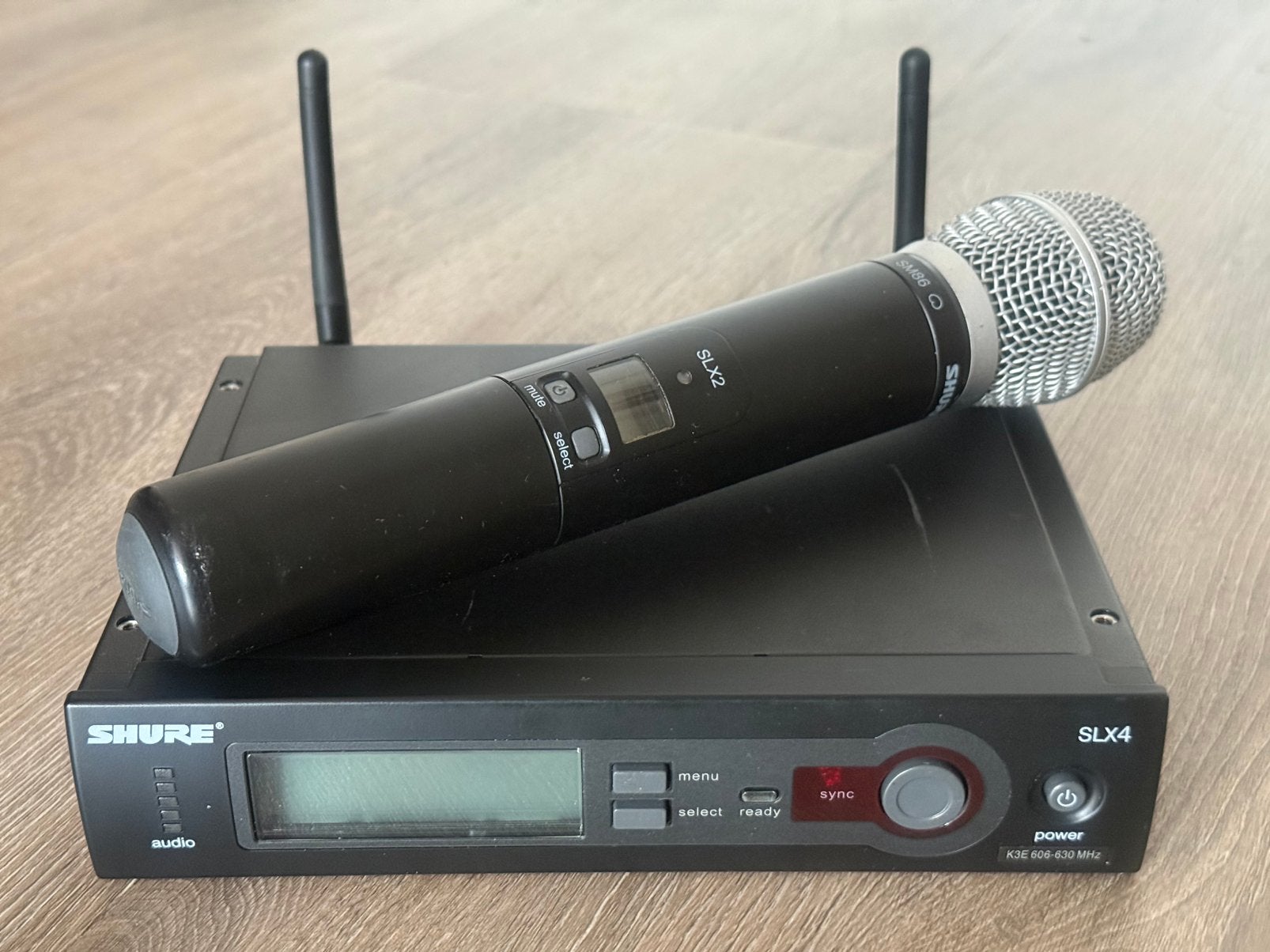 Shure SLX4/SM86-K3E (606-630 MHz) handheld draadloos, Muziek en Instrumenten, Ophalen of Verzenden, Zo goed als nieuw, Zangmicrofoon