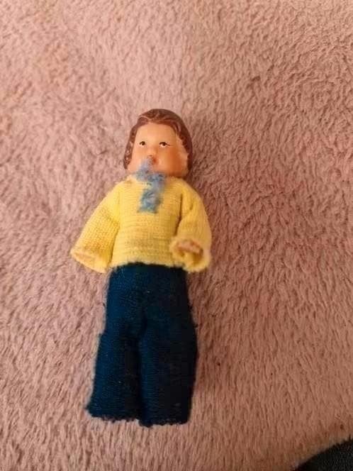 Ari popje 8 cm - Vintage speelgoed, Ophalen of Verzenden, Gebruikt