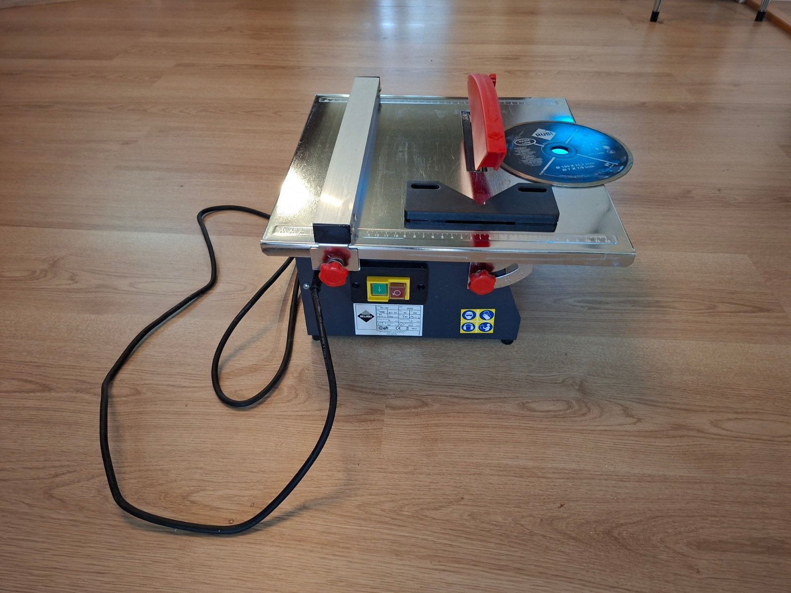 Rubi ND180 Tegelzaag met extra blad, Overige typen, Ophalen of Verzenden, Zo goed als nieuw, 30 tot 70 mm