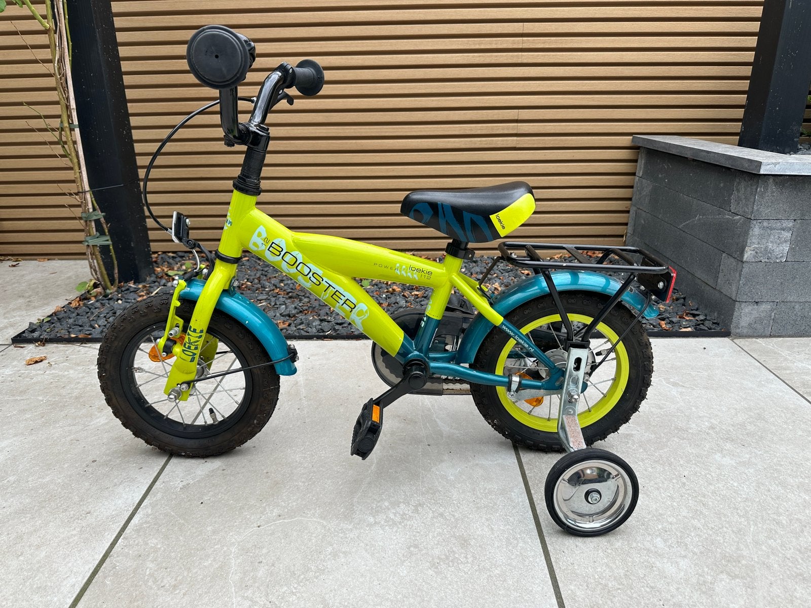 Loekie Booster 12,5 inch fiets, Ophalen, Zo goed als nieuw, Minder dan 16 inch, Zijwieltjes