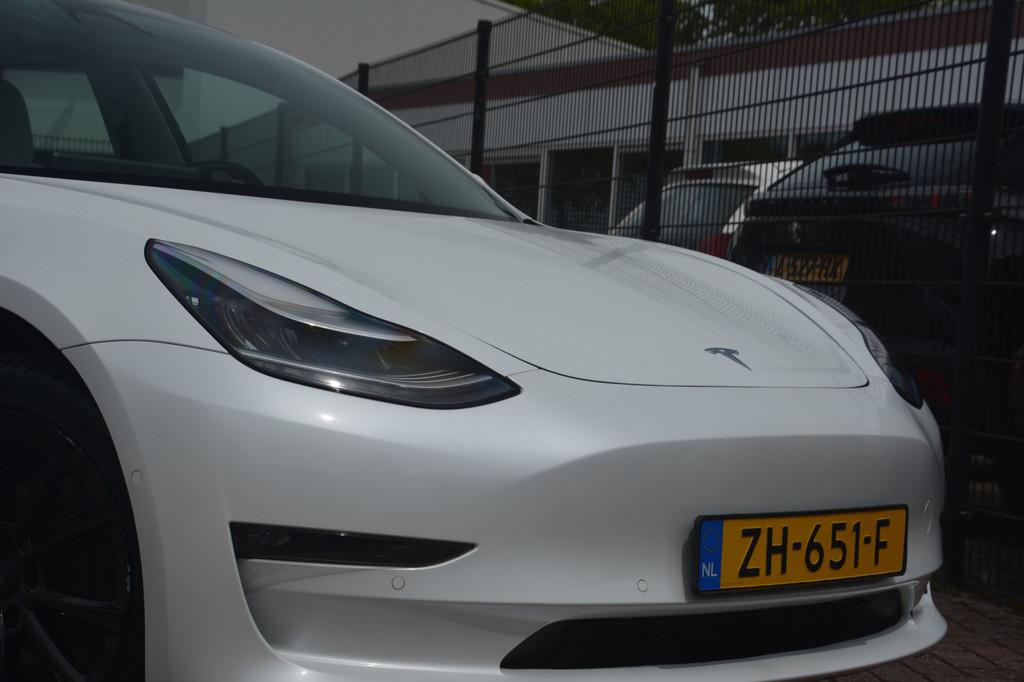 Tesla Model 3 Long Range AWD 75 kWh | Navigatie | Leer | Sto, Automaat, Wit, Vierwielaandrijving, 560 km