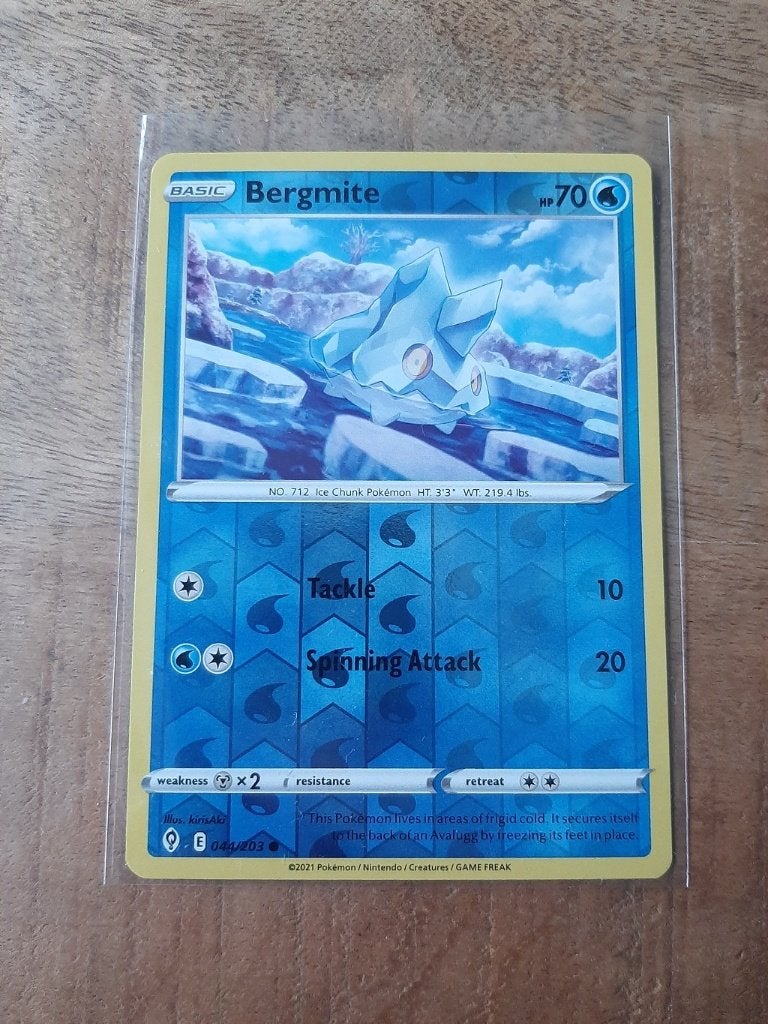 Bergmite #44, Reverse Holo, Pokemon Evolving Skies, Ophalen of Verzenden, Nieuw, Losse kaart