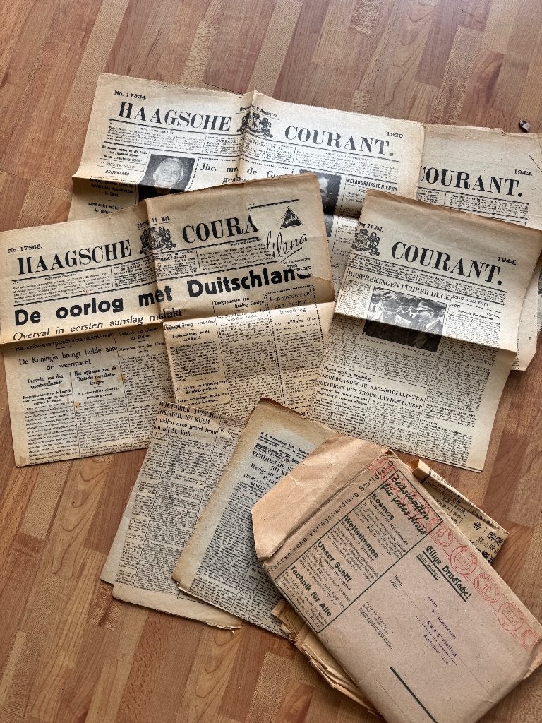 Haagsche Courant en Telegraaf, Ophalen of Verzenden, 1920 tot 1940, Nederland, Knipsel(s)