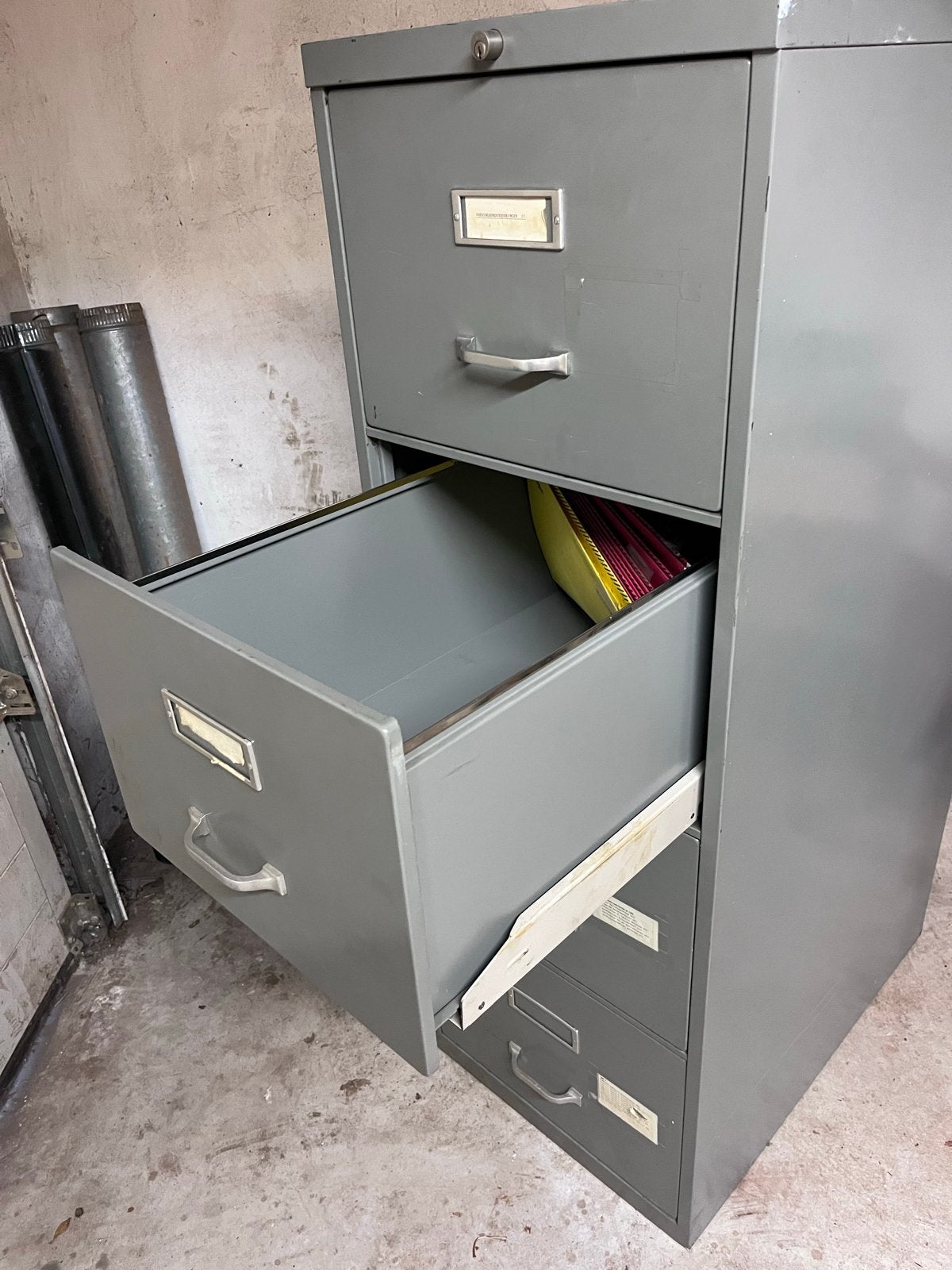 Metalen archiefkast met 4 laden - Grijs, Ophalen, Minder dan 50 cm, Gebruikt, 100 tot 150 cm