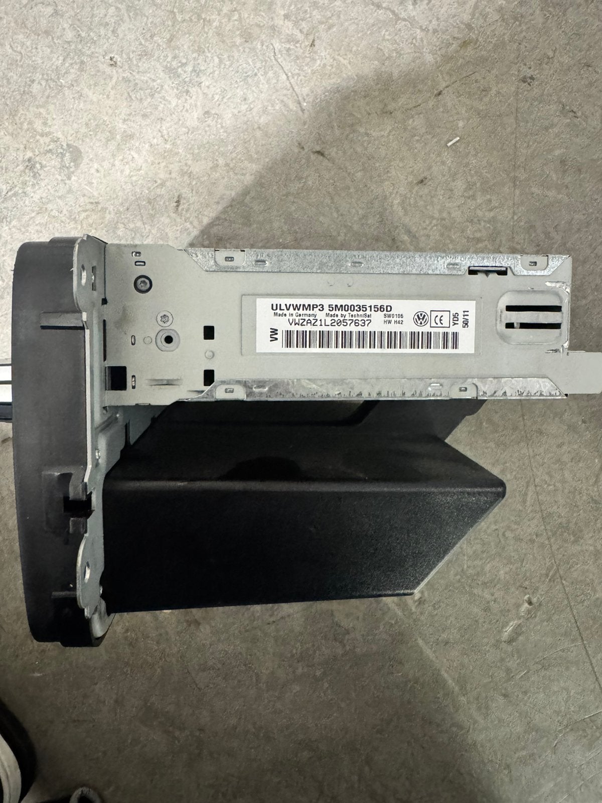 Originele VW RCD210 Radio CD-speler 5M0035156D + Opbergvak, Ophalen of Verzenden, Volkswagen