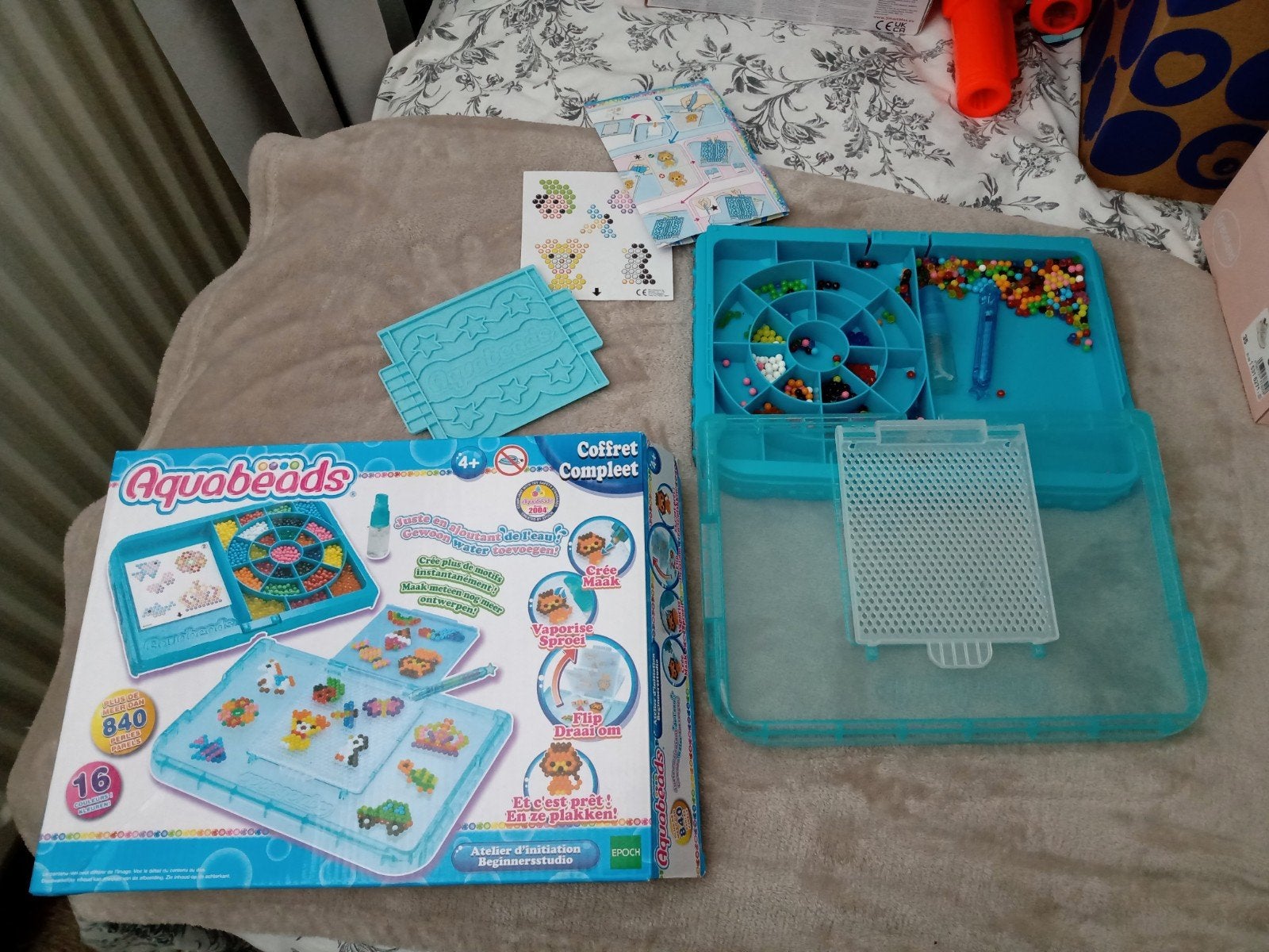 Aquabeads Beginnersstudio, Ophalen of Verzenden, Gebruikt, Knutselen