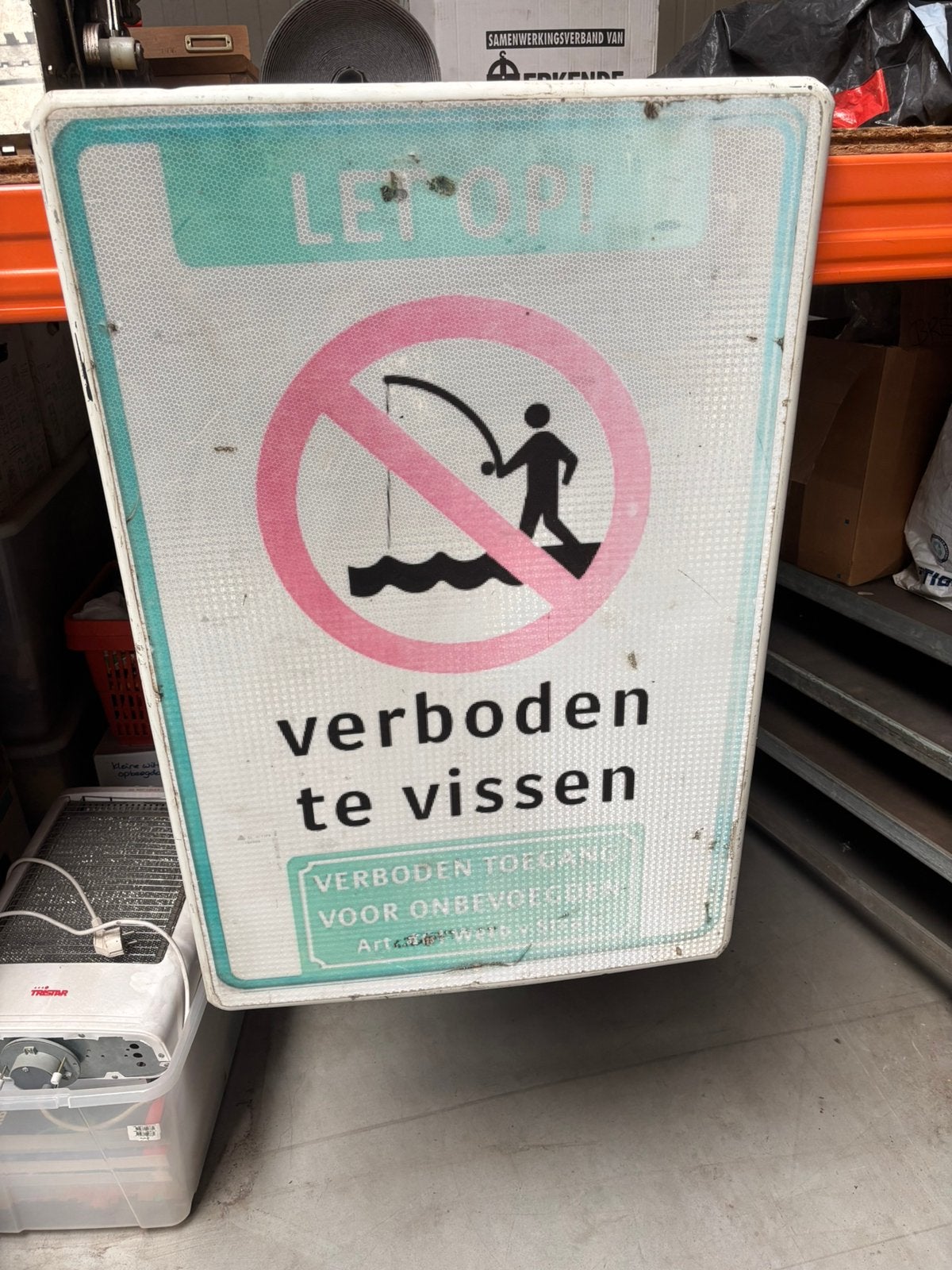 Groot bord verboden te visse, Verzamelen, Merken en Reclamevoorwerpen, Ophalen of Verzenden, Zo goed als nieuw, Reclamebord