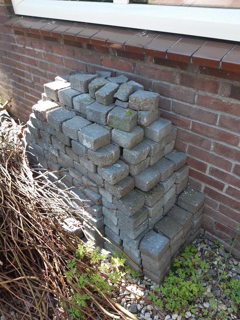 koppelstones 10x10x6 zwart, 500 stuks gratis, Tuin en Terras, Tegels en Klinkers, Ophalen, Gebruikt, Beton, Overige typen