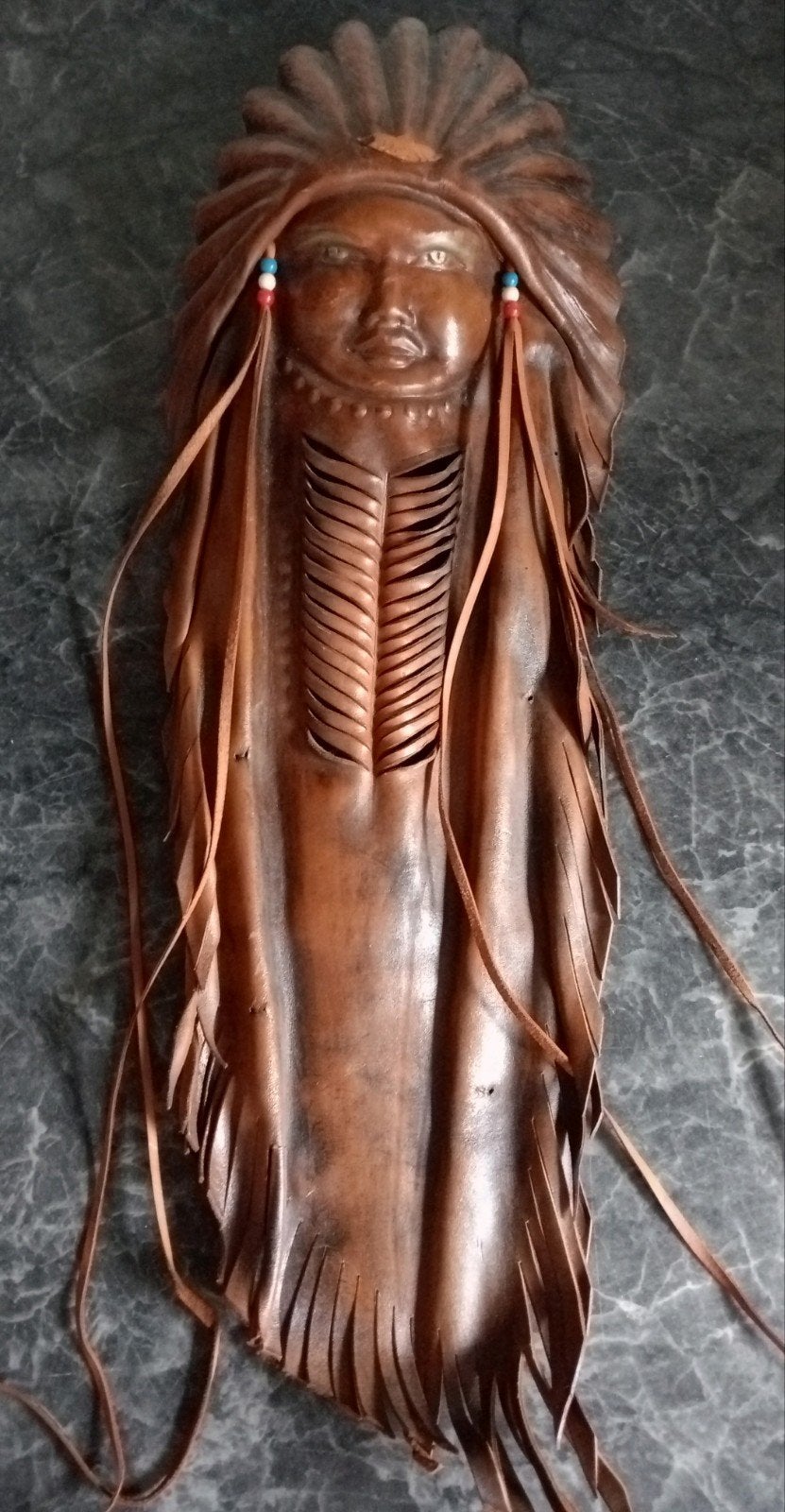 Leren indianen gezicht 50cm lang vintage, Antiek en Kunst, Ophalen