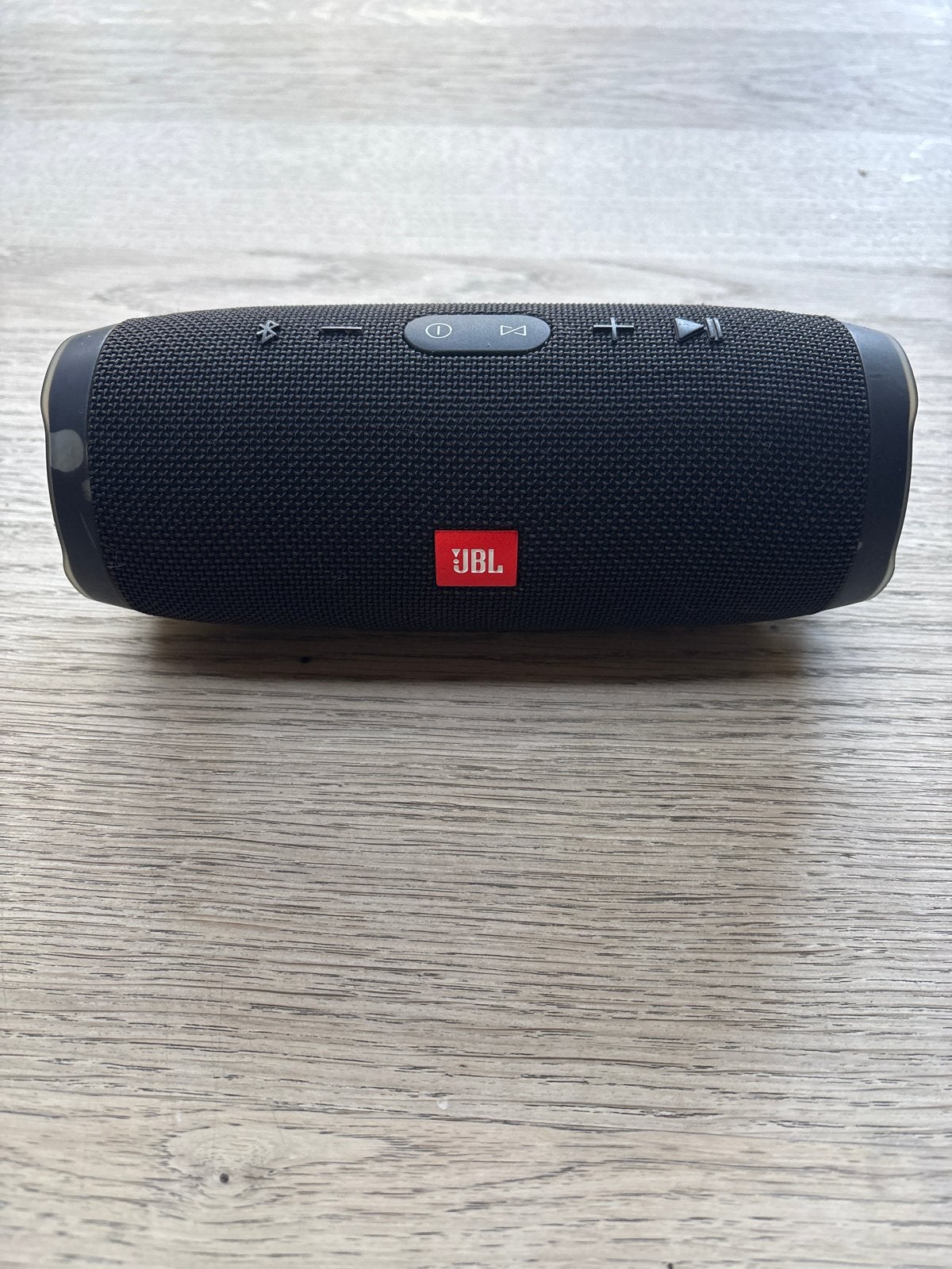 JBL Charge 3 met nieuwe accu, Gebruikt, JBL, Ophalen of Verzenden, Draagbare speaker