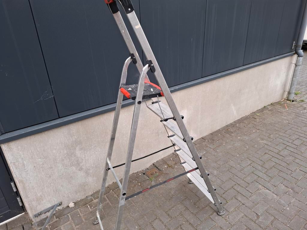 Te koop: Altrex Double Decker uitzettrap 7 treden (zgst), Ophalen, Minder dan 2 meter