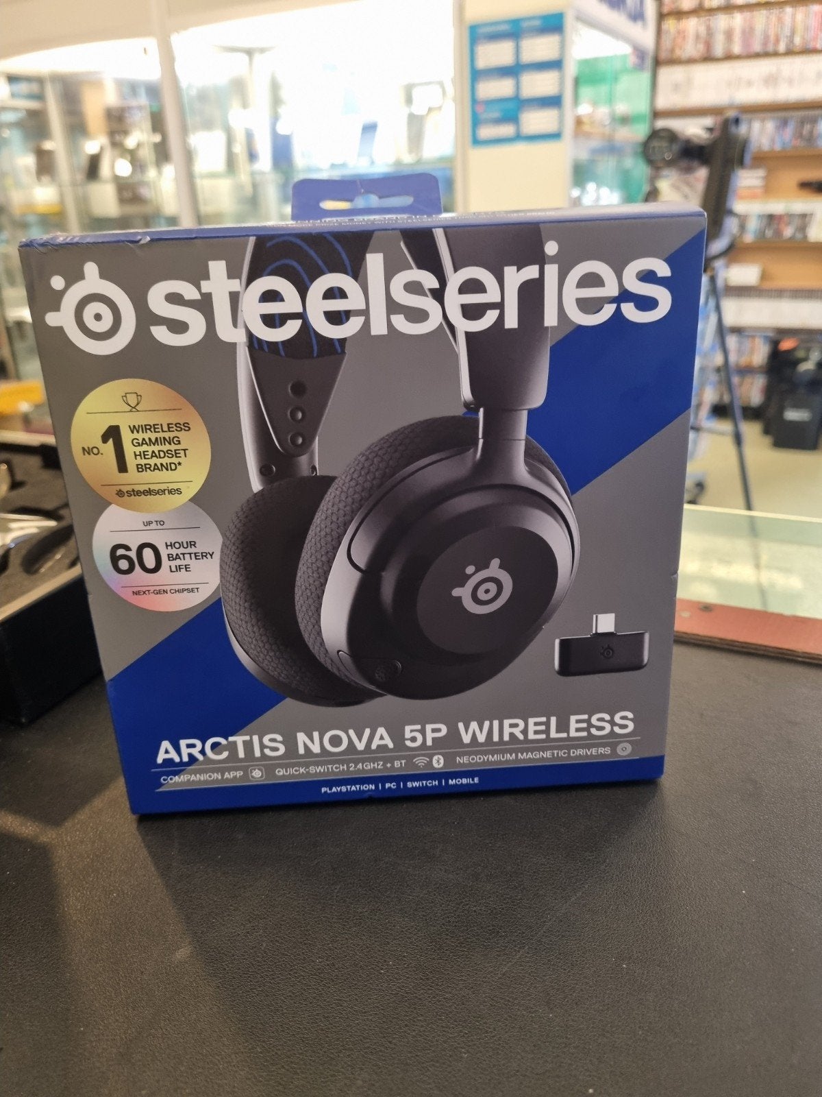 SteelSeries Arctis Nova 5P Wireless Gaming Headset nieuw, Computers en Software, Nieuw, Ophalen of Verzenden, Gaming headset, Support@steelseries.com