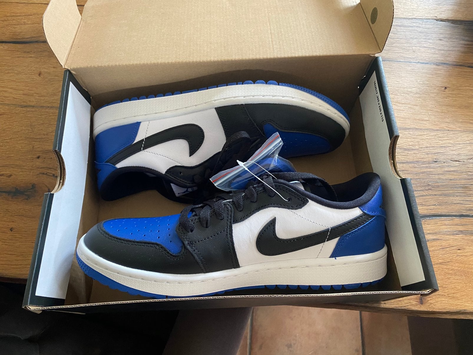 Nieuwe Blauwe Jordan low maat 42, Kleding | Heren, Schoenen, Ophalen, Nieuw, Blauw