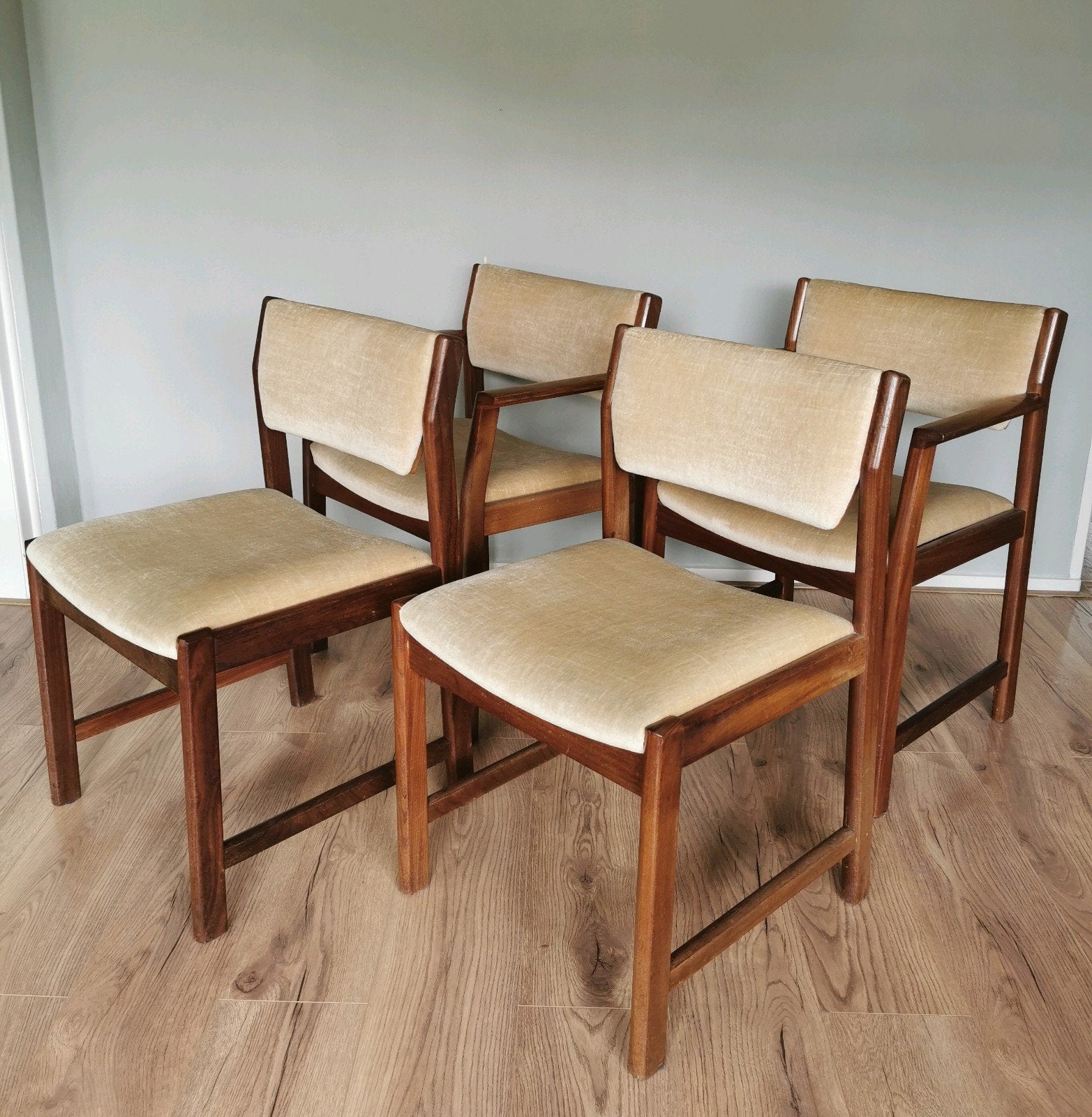Set van 4 vintage mid-century eetkamerstoelen, Huis en Inrichting, Stoelen, Ophalen