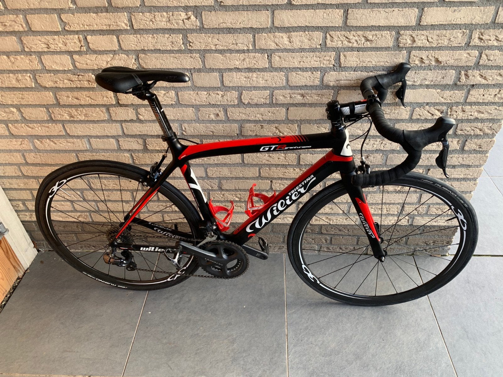 Wilier GTR Grandturismo racefiets, mt 56 Di2 & Carbon wielen, Fietsen en Brommers, Fietsen | Racefietsen, 28 inch, Carbon, Velgrem