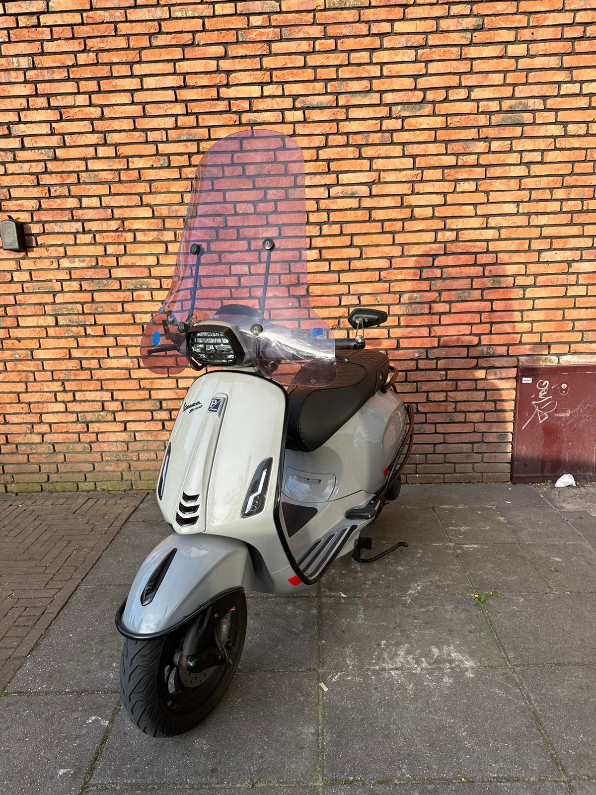 Custom Vespa sprint e4 full options nardo grey., Overige modellen, Ophalen of Verzenden, Zo goed als nieuw, Benzine