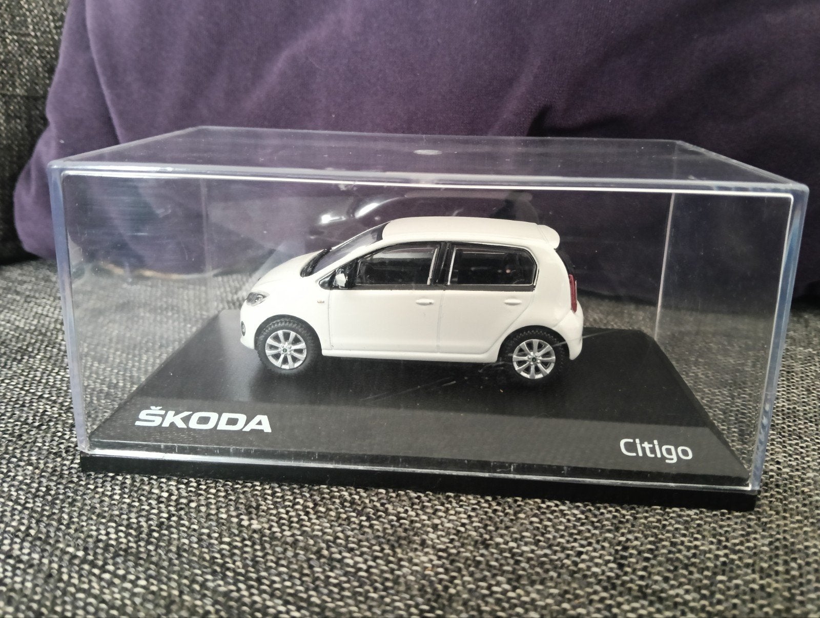 Skoda Citigo modelauto 1:43 Wit model, Ophalen of Verzenden, Nieuw, Auto