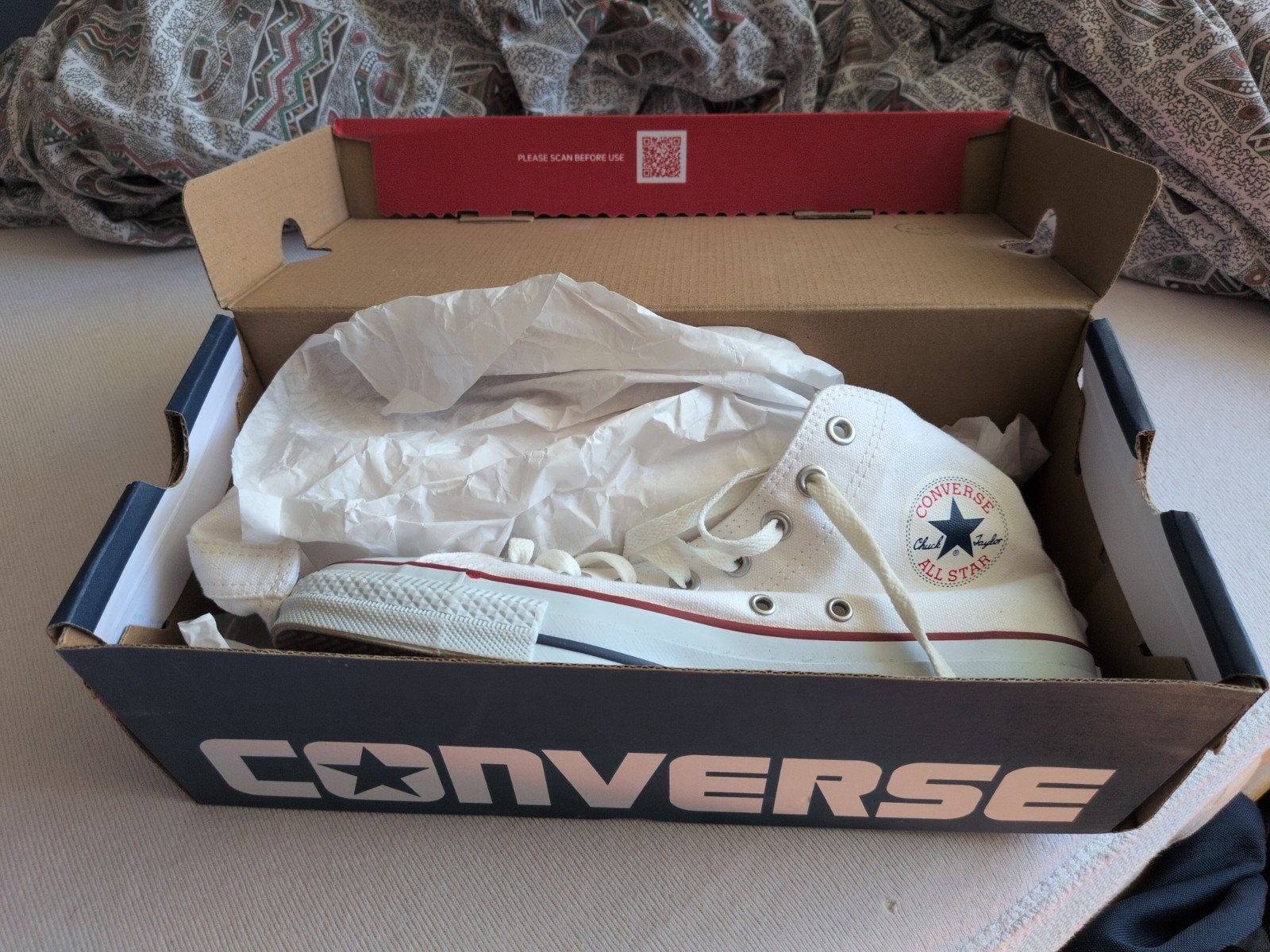 Chuck Taylor All Star Hi Offwhite, size 8.5 US, Wit, Nieuw, Ophalen of Verzenden, Sneakers of Gympen