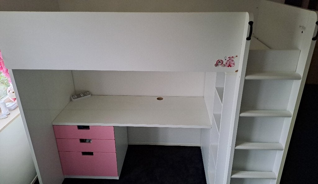 Hoogslaper met bureau en lades - Wit/Roze, Ophalen, Gebruikt, Hoogslaper