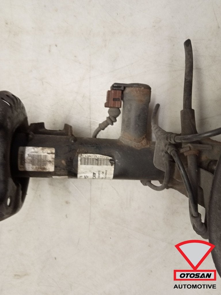 VW Golf 6 GTI Scirocco Veerpoot Links Voor 1T0412022DA 1T041, Gebruikt, Volkswagen, Volkswagen AG, Berliner Ring 2
38440  Wolfsburg, DE