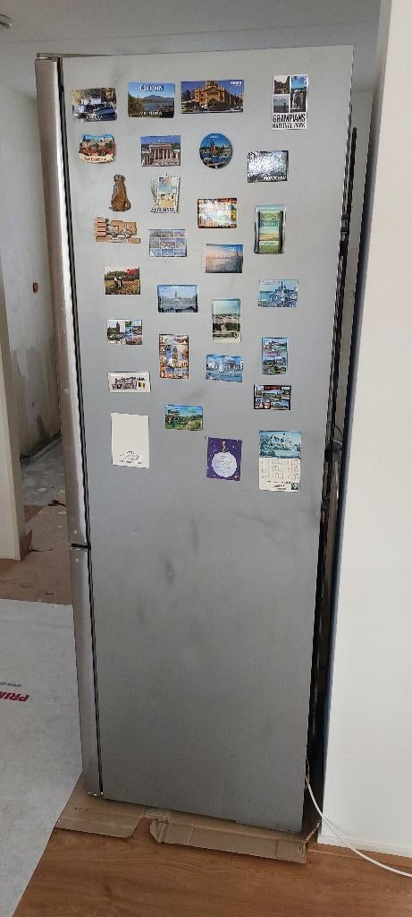 koelvries combinatie Bosch, Witgoed en Apparatuur, Koelkasten en IJskasten, Gebruikt, 200 liter of meer, Met aparte vriezer, 45 tot 60 cm