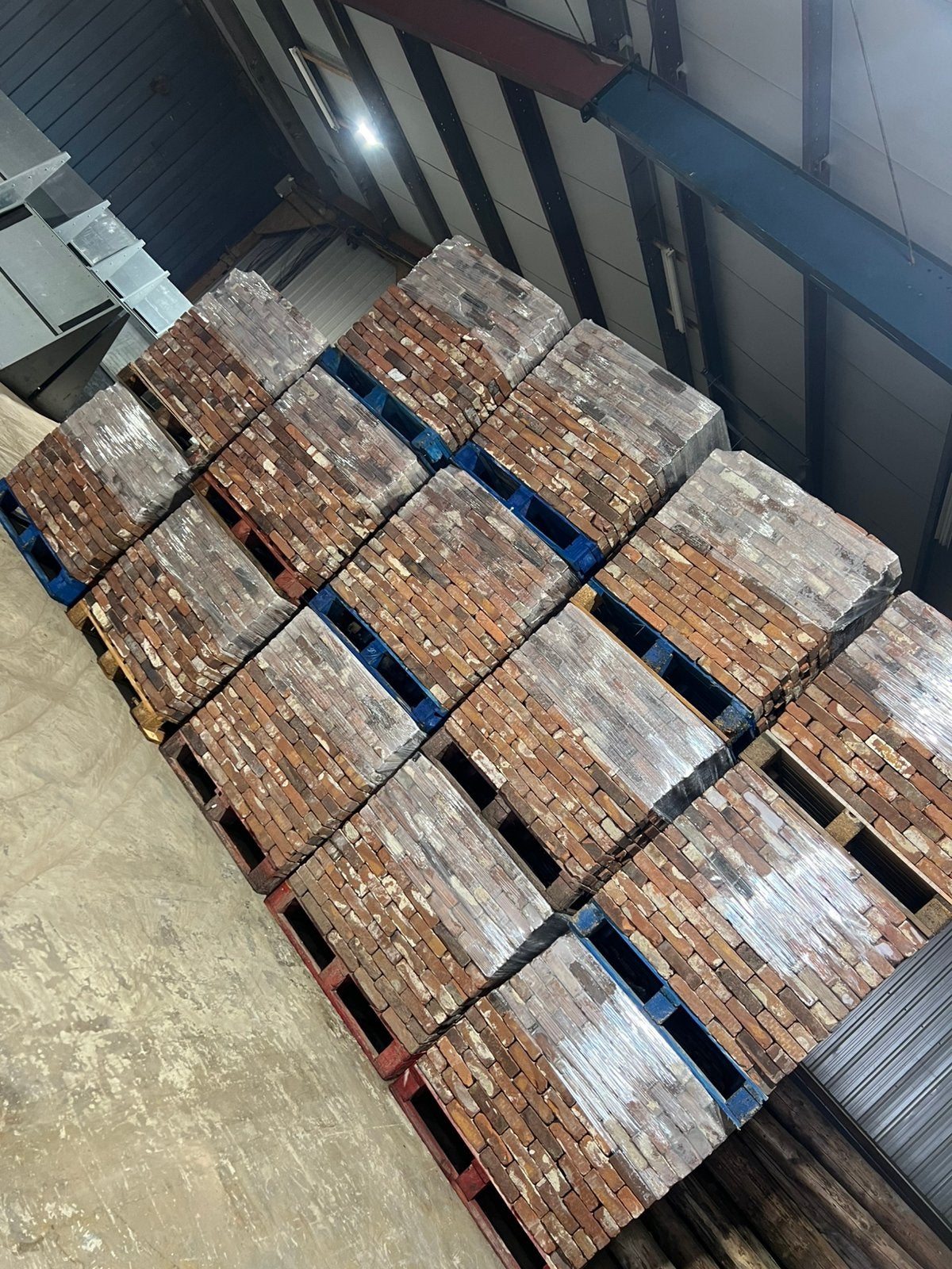 Antieke bruine vormbak stenen 205M2 21.5 x 5.5 1 partij!, Ophalen of Verzenden, Zo goed als nieuw, Bakstenen