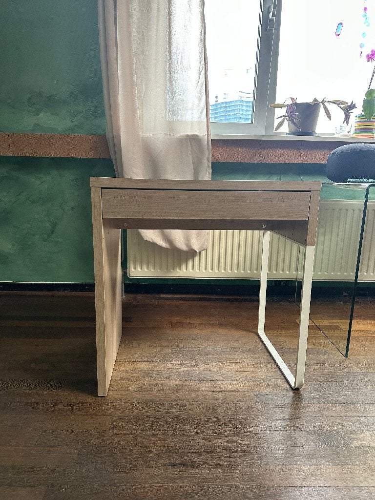 computer desk, Huis en Inrichting, Bureaus, Ophalen, Hout, Nieuw, IKEA