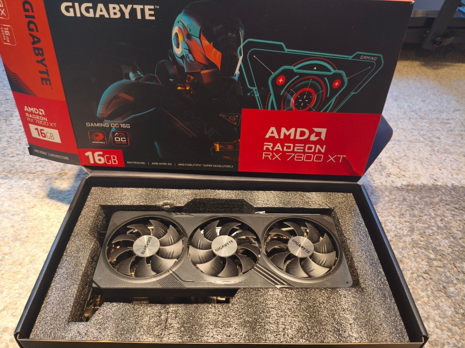 Gigabyte AMD Radeon RX 7800 XT Gaming OC 16GB Videokaart, Computers en Software, AMD, GDDR6, PCI-Express 4, Ophalen of Verzenden