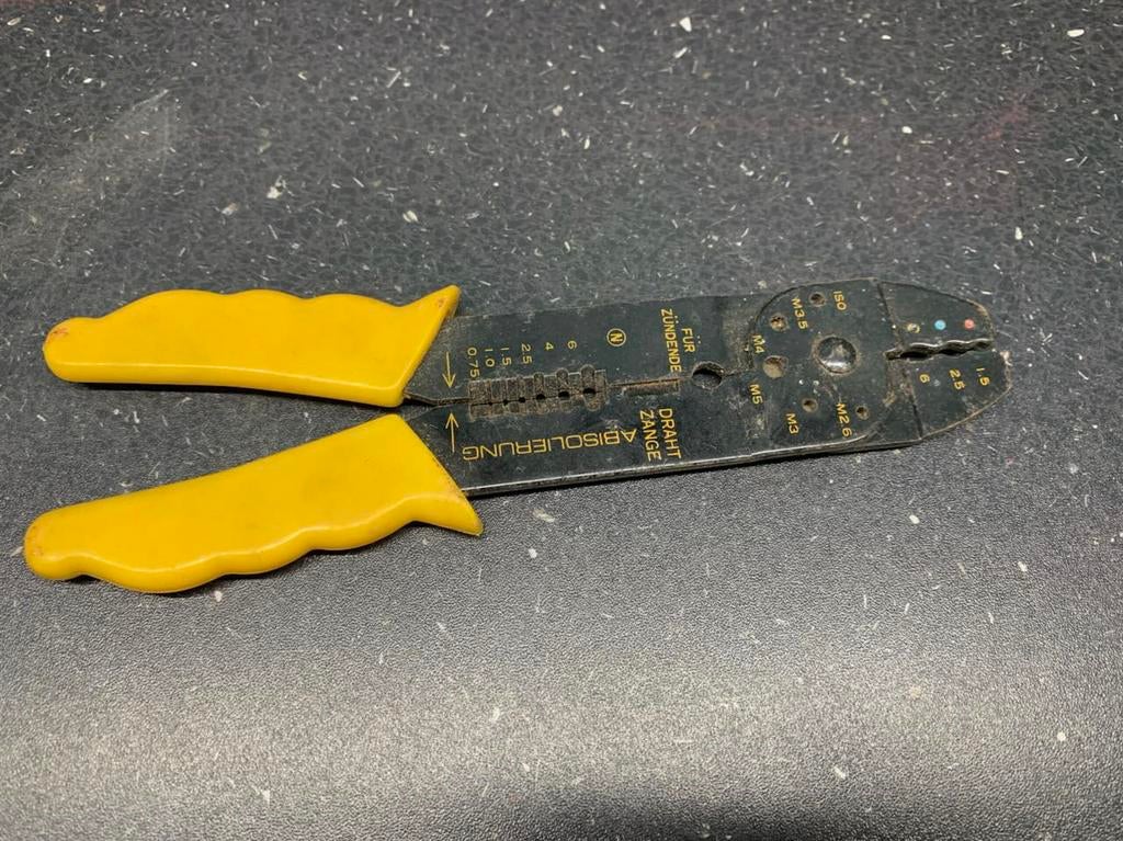 Striptang, tang isolatoe, tang draad knipper bouw, Ophalen of Verzenden, Zo goed als nieuw