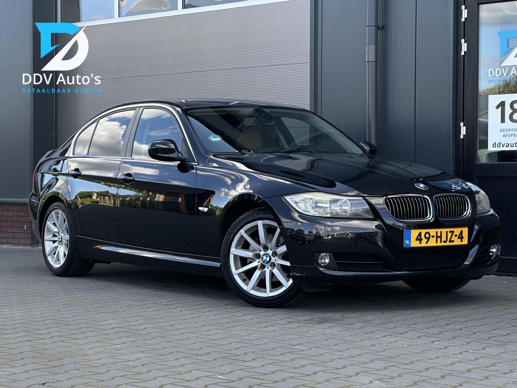 BMW 3-serie 320i/170pk LCI Executive|AUT|NAP|Nwe APK|Leder|C, Auto's, BMW, Automaat, Parkeersensor, 4 cilinders, Zwart