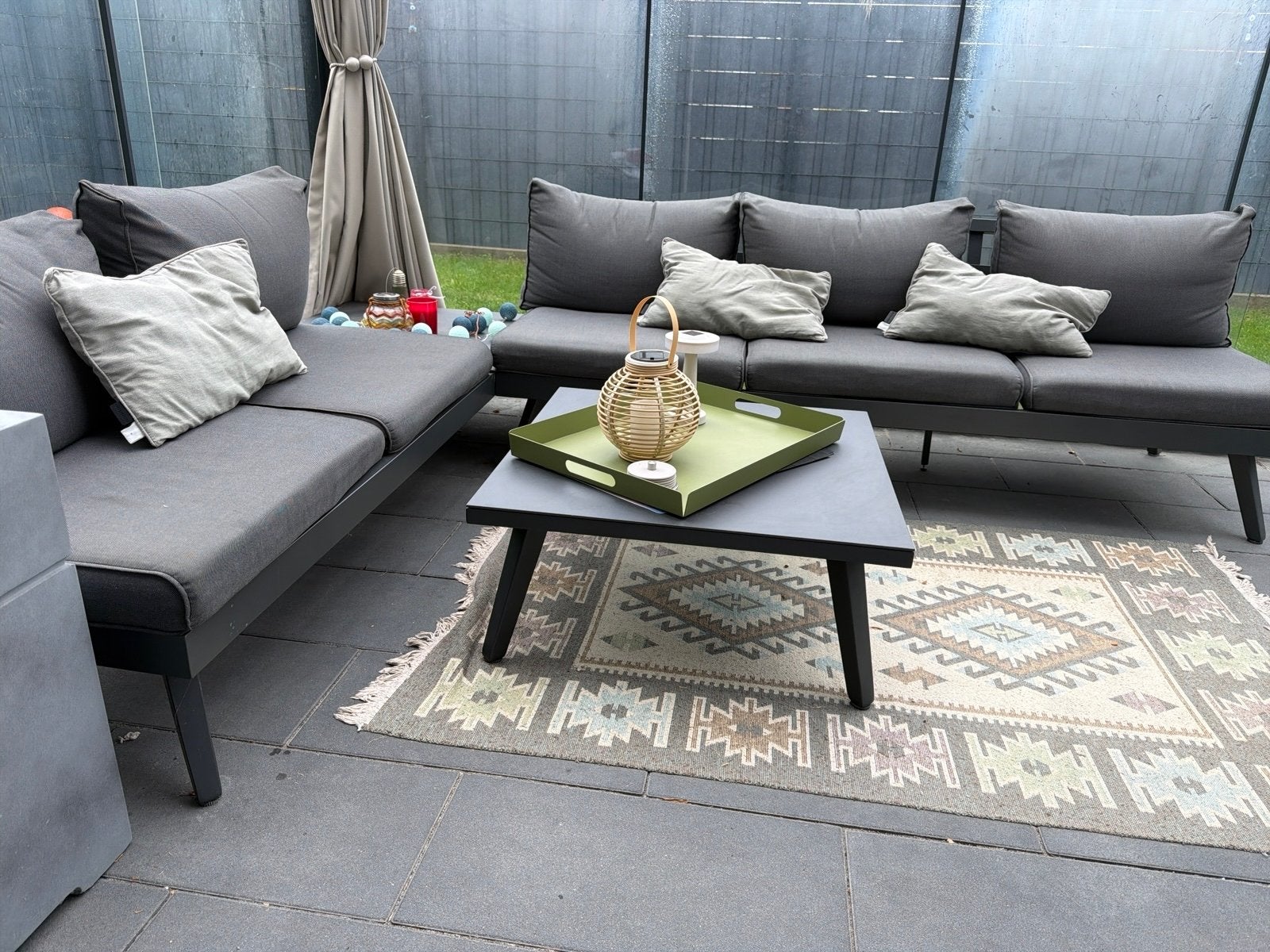 Moderne loungeset met salontafel - Grijs, Ophalen, 5 zitplaatsen, Aluminium, Zo goed als nieuw