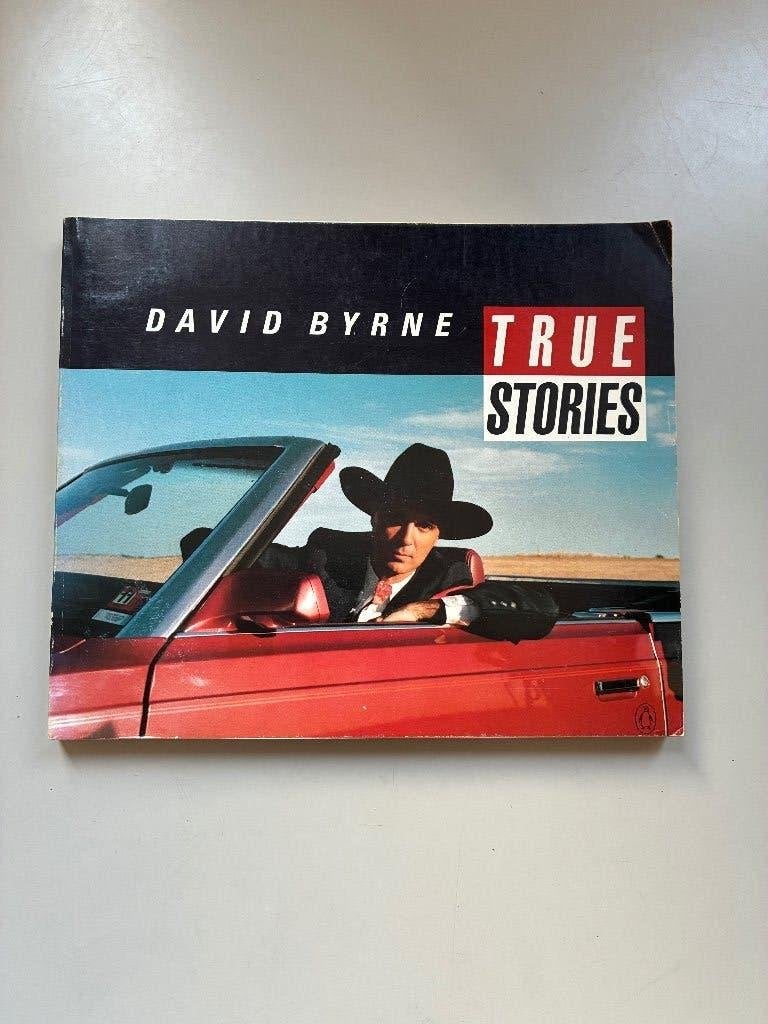 True stories - David Byrne paperback - zeldzaam!, Ophalen of Verzenden, Gelezen, Artiest