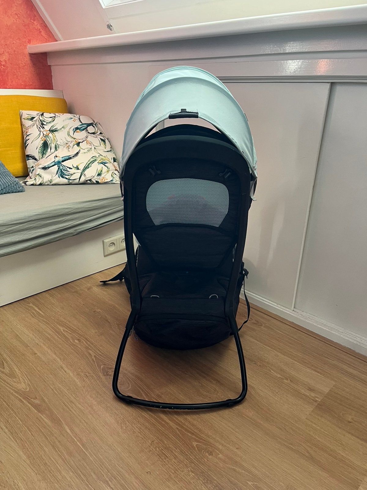 Thule sapling kinderdrager met zonnekap, Kinderen en Baby's, Babydragers en Draagdoeken, Ophalen, Zo goed als nieuw, Draagzak