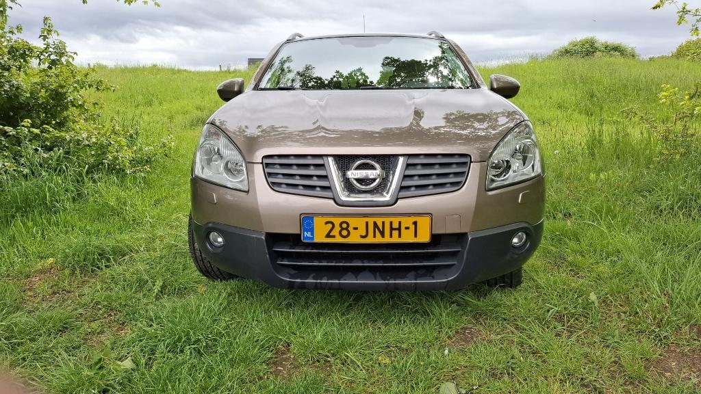 Nissan Qashqai 2.0 Tekna   , Auto's, Voorwielaandrijving, Zwart, 4 cilinders, Bruin