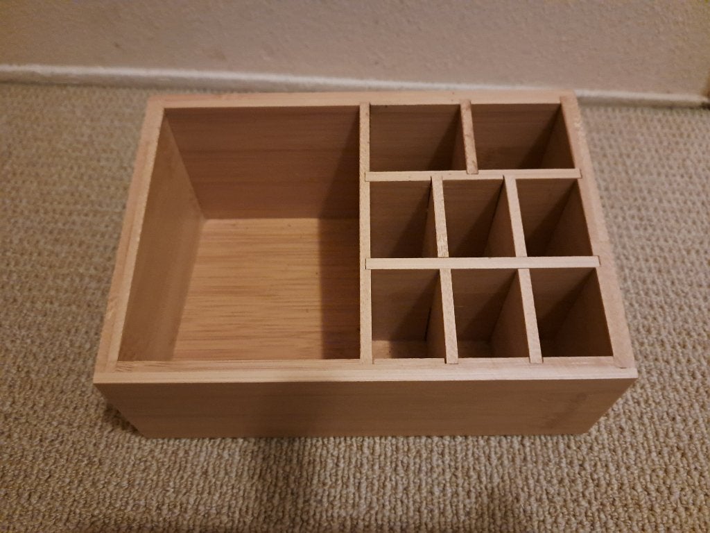 Bamboe make-up organizer met vakjes, Gebruikt, Bruin, Gehele gezicht, Ophalen of Verzenden