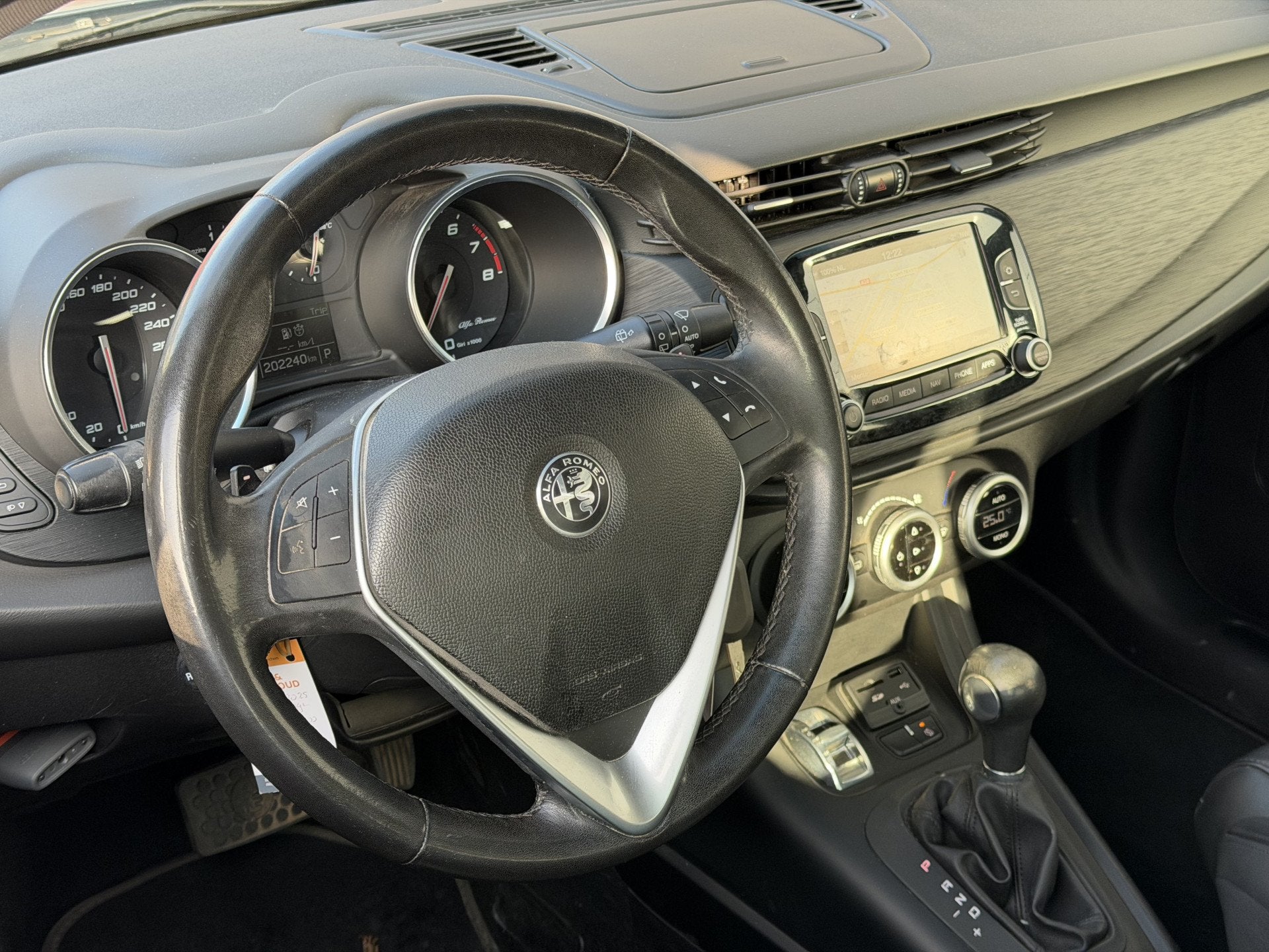 Alfa Romeo Giulietta 1.4 Turbo MultiAir Super | Eerste Eigen, 4 cilinders, Bedrijf, Automatische klimaatregeling, 500 kg