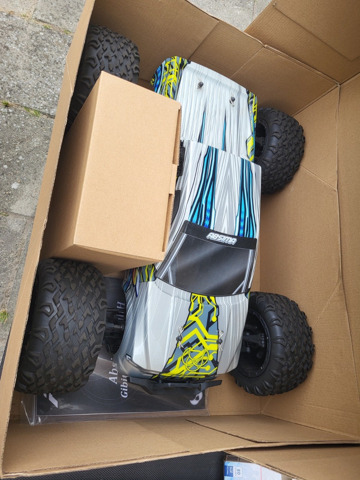 Absima Assassin Level 2 RC Auto 1:8 4WD - 4S Geschikt, Hobby en Vrije tijd, Modelbouw | Radiografisch | Auto's, Elektro, Auto offroad