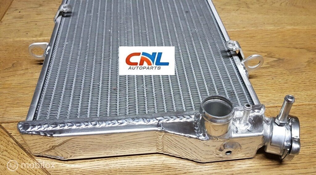 Radiateur CBR1100 CBR-1100XX Blackbird fuel injected, Motoren, Nieuw, Ophalen of Verzenden