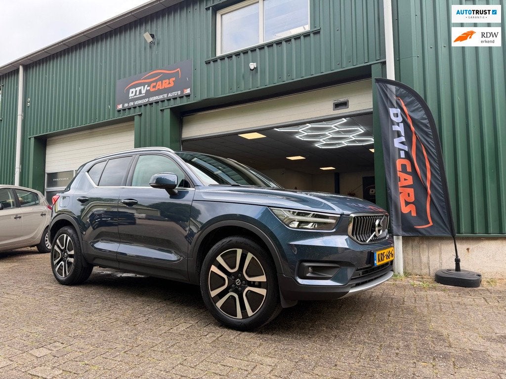 Volvo XC40 1.5 T3 Inscription Panorama leder 19 inch, 1525 kg, Gebruikt, 163 pk, Bedrijf